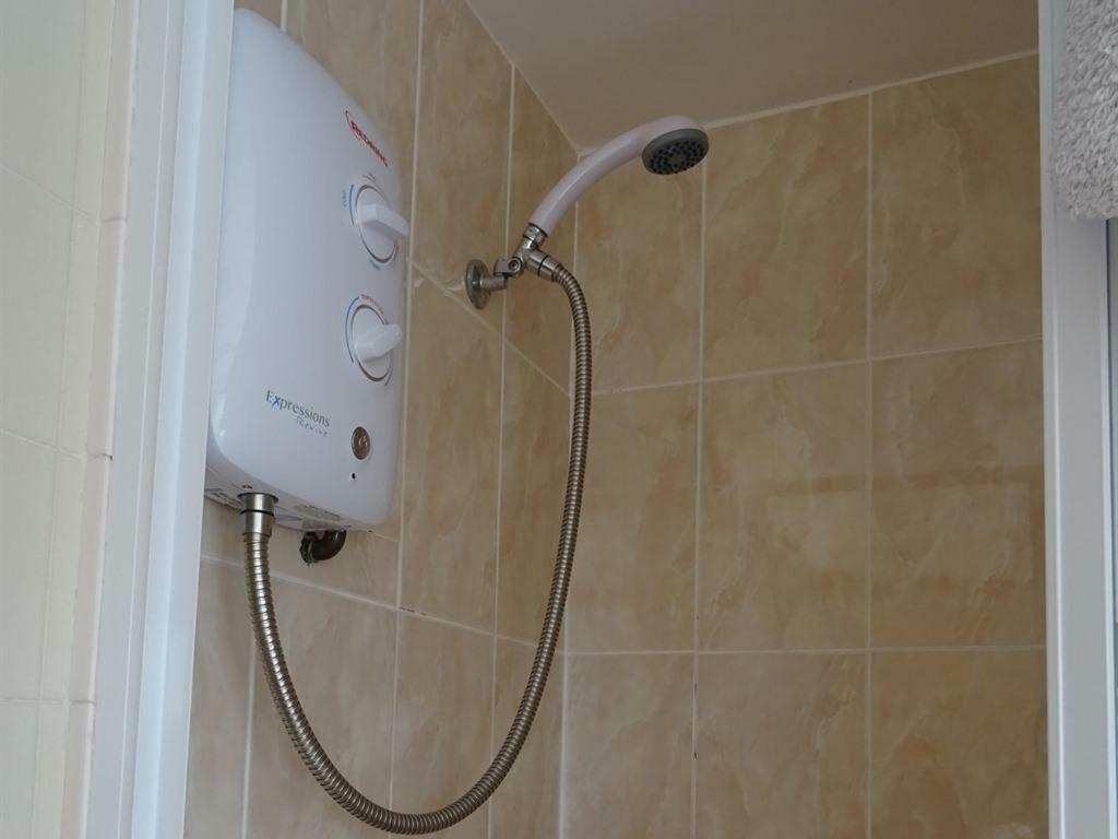 Abreakaway Lodge New Quay Kamer foto